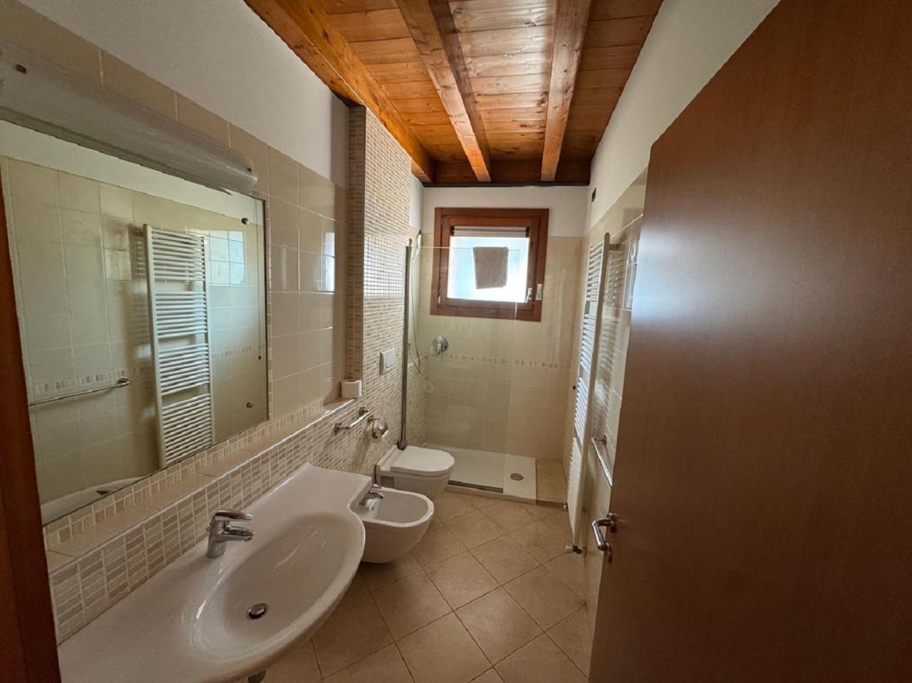 Kairos Garda Hotel Castelnuovo del Garda Esterno foto